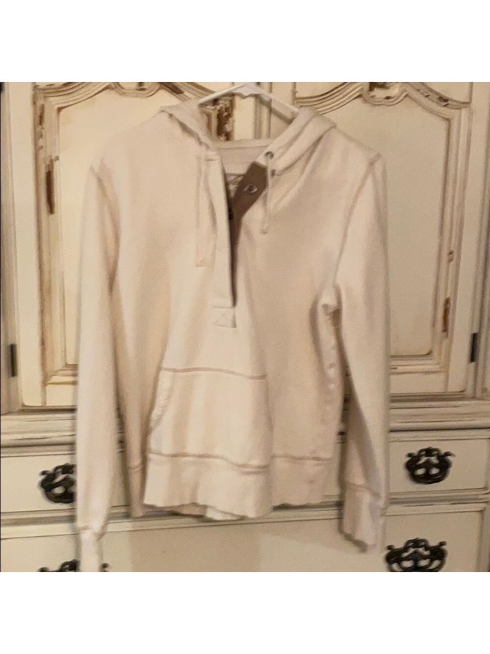 AEROPOSTAL CREAM 1/4 BUTTON UP HH5